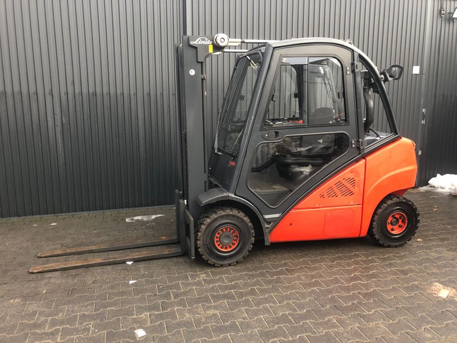 Wynajem wózka widłowego – full serwis, transport, faktura, badanie UDT