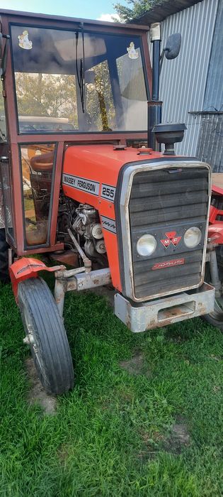 Ciągnik Massey Ferguson 255