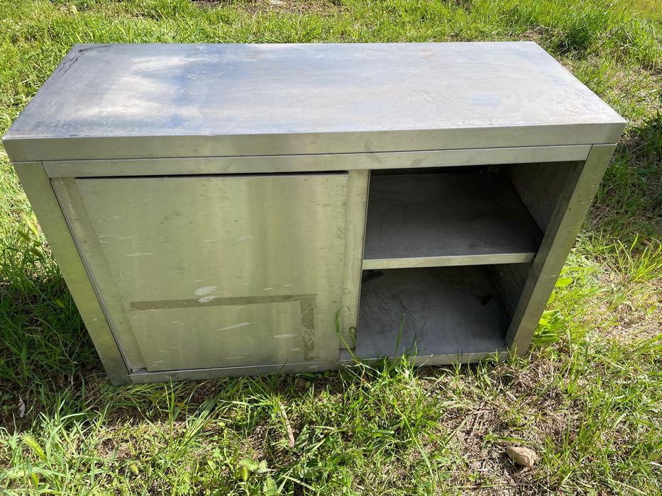 Prateleira e Armários de Inox Restauração