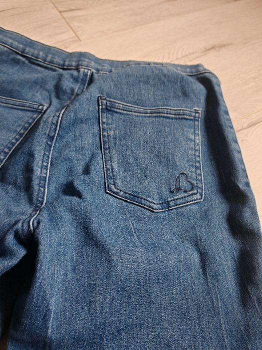 Spodnie jeansy Beloved 36 S