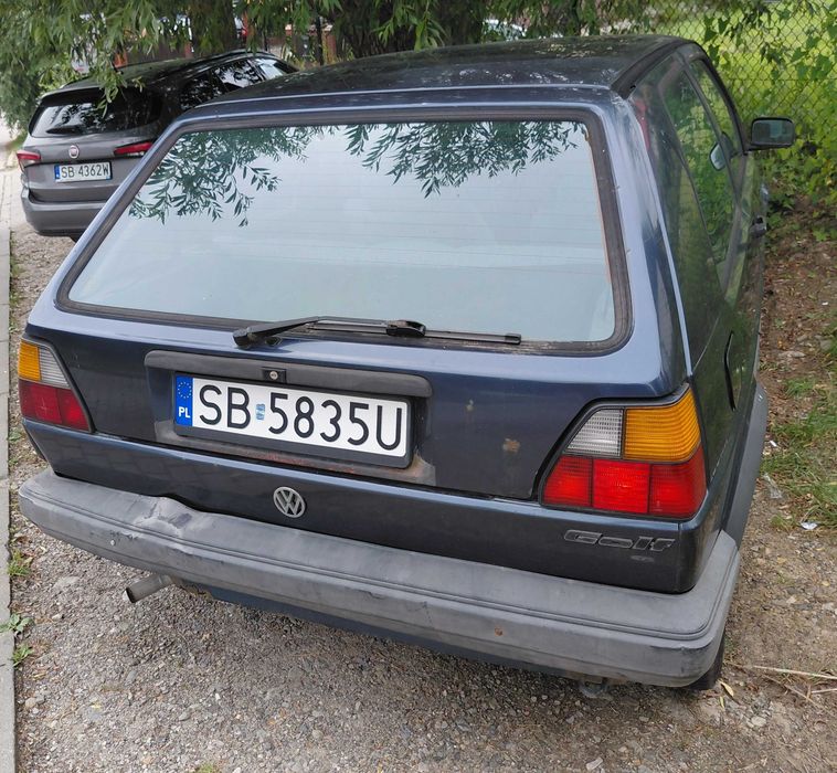 samochod osobowy VW Golf 2