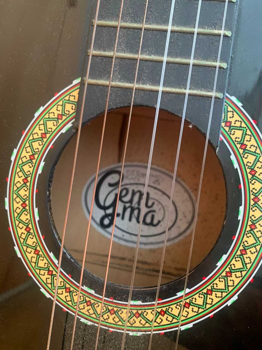 Guitarra Gemma 4/4