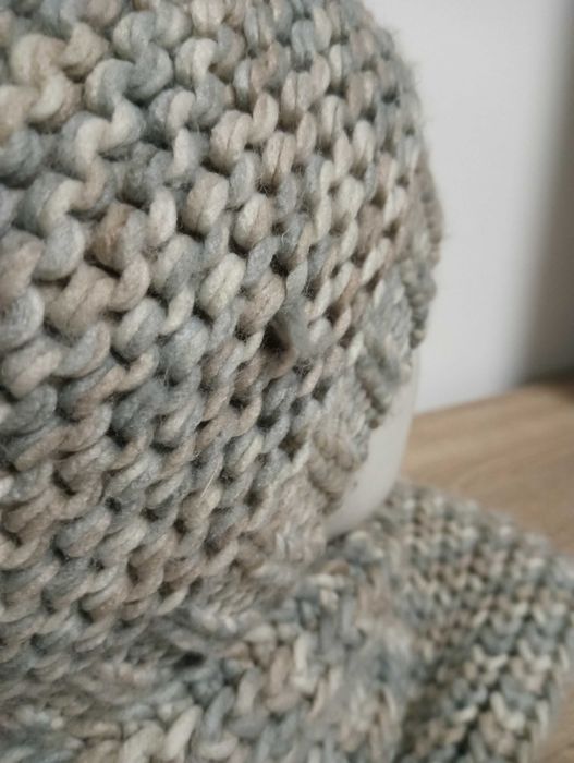 Conjunto Gorro + Gola Cinza e Bege – Inverno