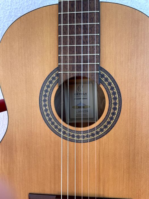 Guitarra ORTEGA 4/4 RSTC5M