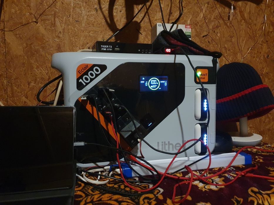 Зарядна станція Litheli B1000 (1800Вт 1069 Вт/год.) LiFePO4 + 2 Power