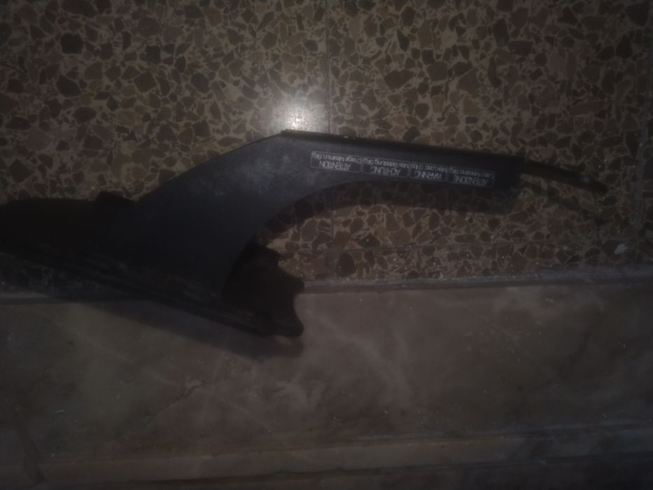 Apoio para mala de scooter SYM 125