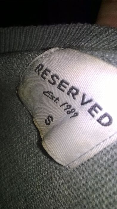 Sukienka tunika Reserved S łaty na rękawach
