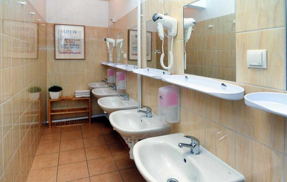 1500 грн месяц проживания Хостел в Киеве Метро Сирец Куреневка