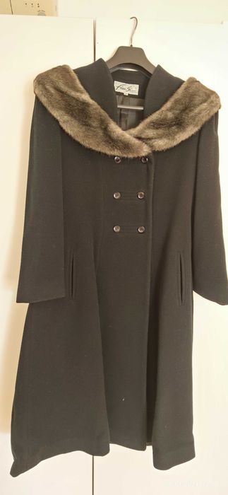 Vendo casaco comprido Preto