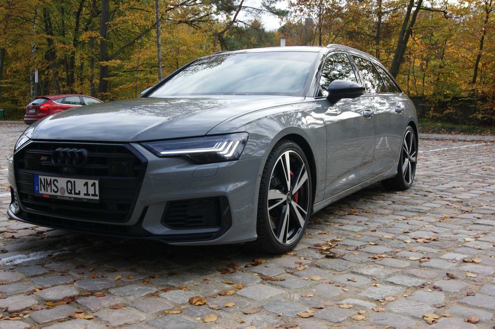 Audi S6 Avant
