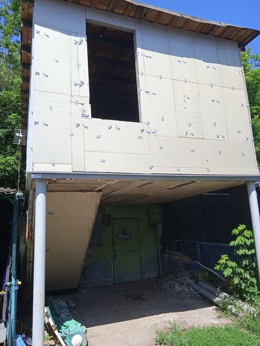 Продам Дачу ,бокс на лодочном причале