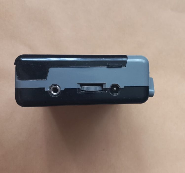 Касетний плейєр 1989 рік