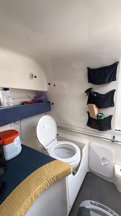 Barco cabinado 5,80m