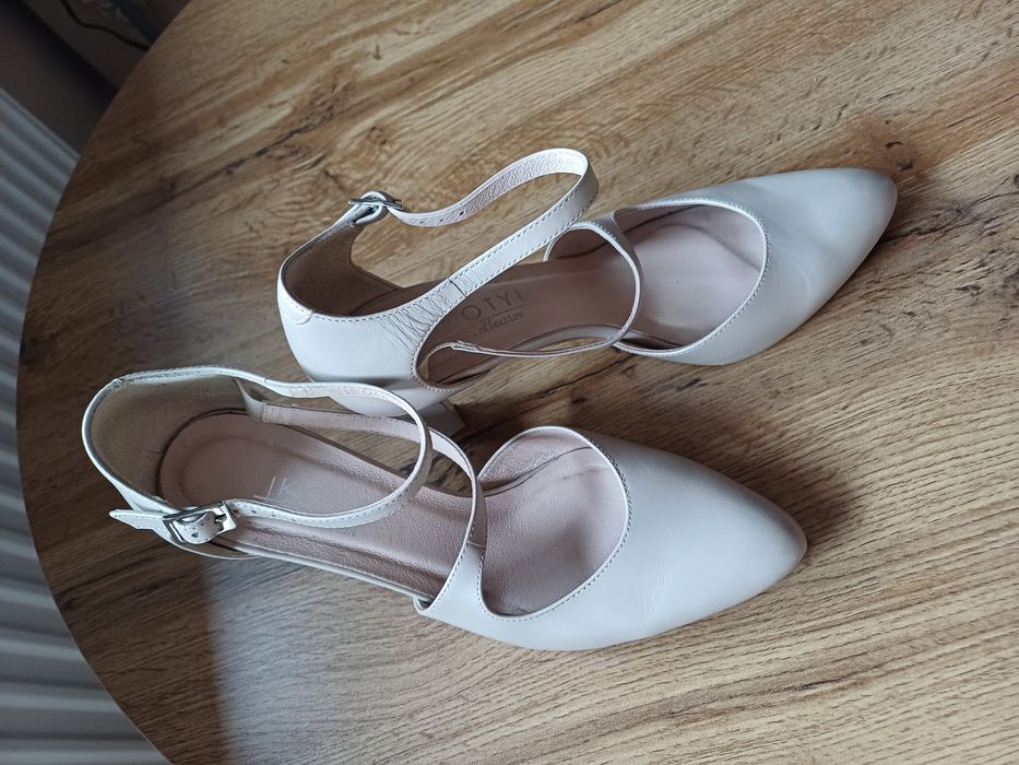 Nowe ślubne buty Kotyl1283, rozmiar 38