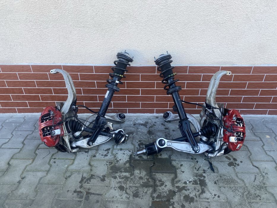 Zwrotnica Lewa Prawa Alfa Romeo Stelvio kompletna