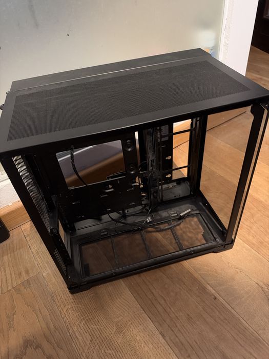 Lian Li O11D Vision Compact