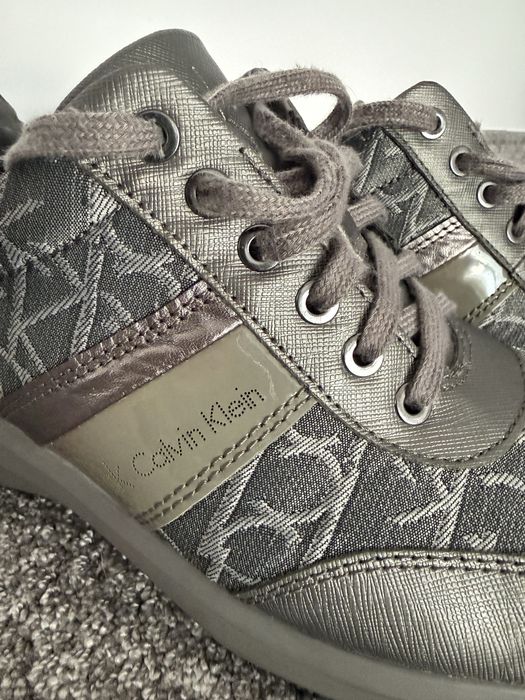 Buty męskie sportowe