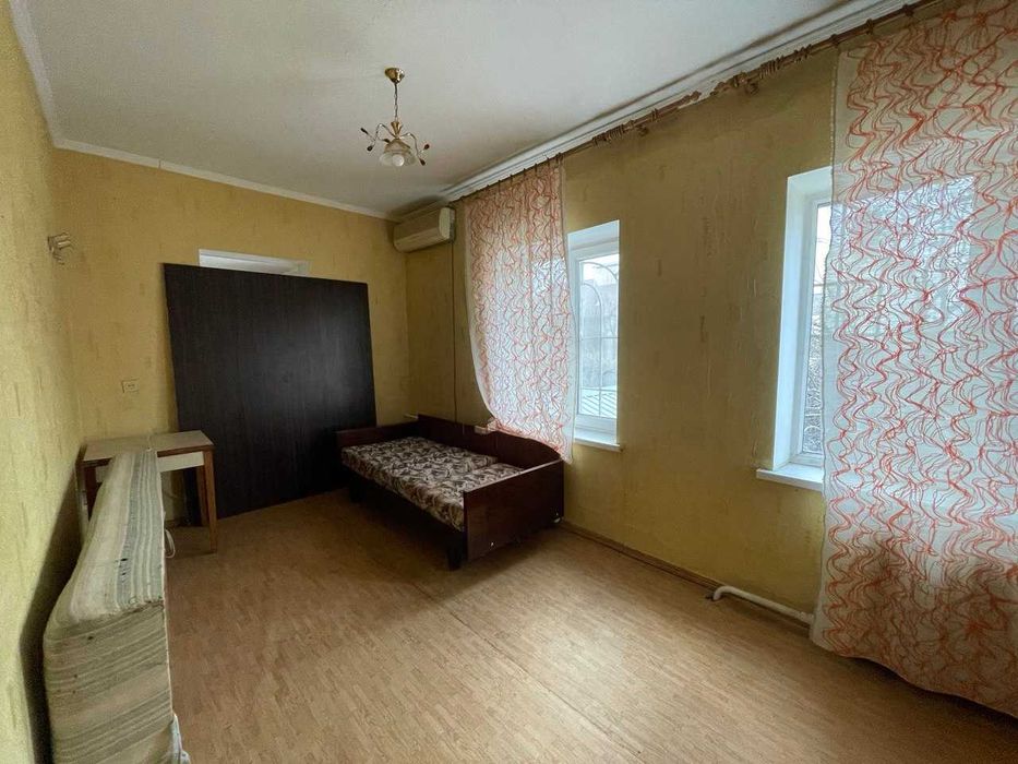 Здається 2 поверх будинок 400 м2 3 рівні, гараж,підвал Ракетне Урочище