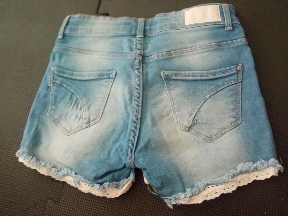 Calções de ganga para menina