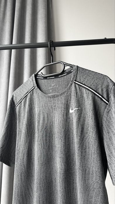 Футболка Nike Running