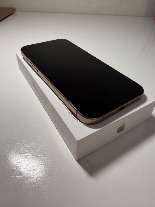 Айфон 16 pro max 256 Gb