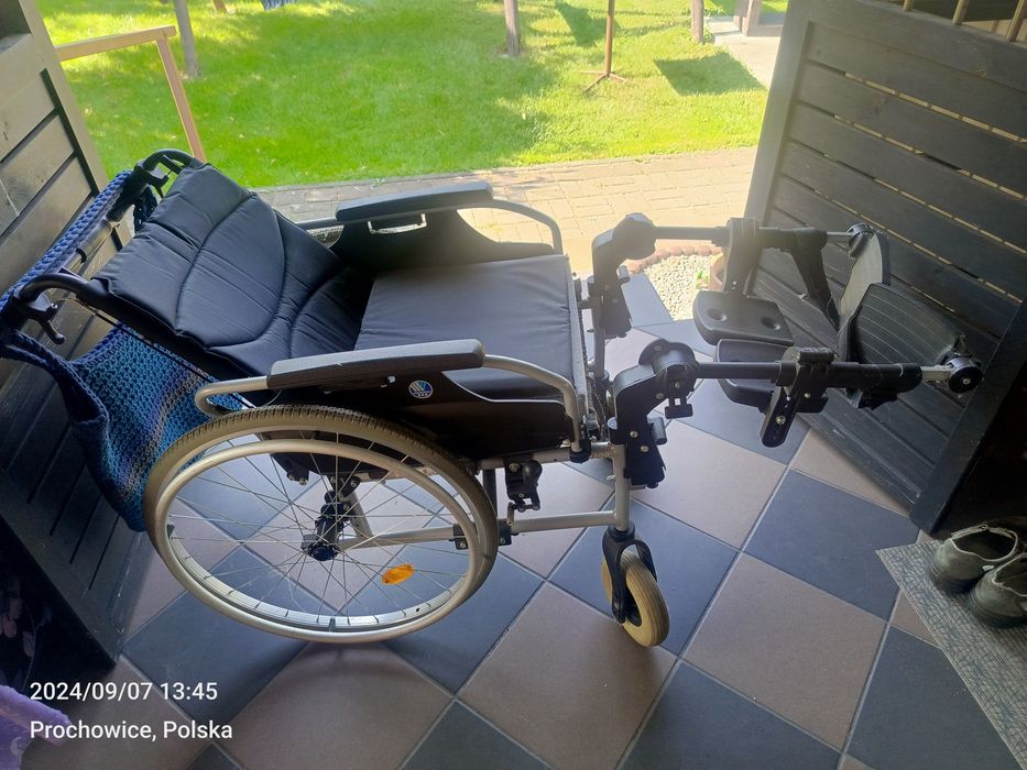 Wózek inwalidzki Vermeiren D200