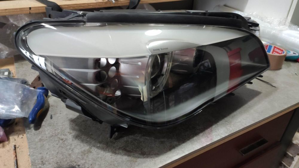 farol direito bi-xenon BMW série 7 F01