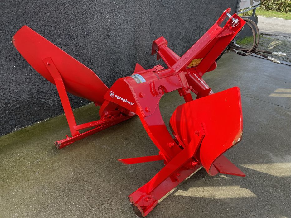 Charrua reversivel hidraulica 16”