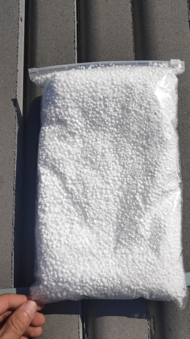 Крошка Пінопластова гранула кулька наповнювач дробленка