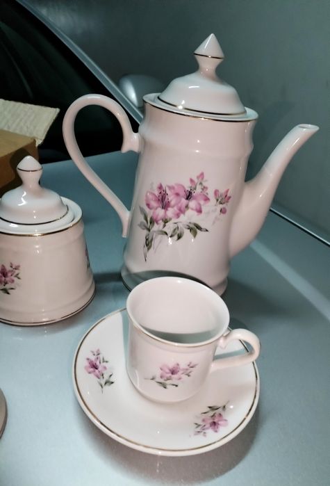 Conjuntos 27PC  de café ou chá novos marca Quinta Nova grupo Vista Alegre