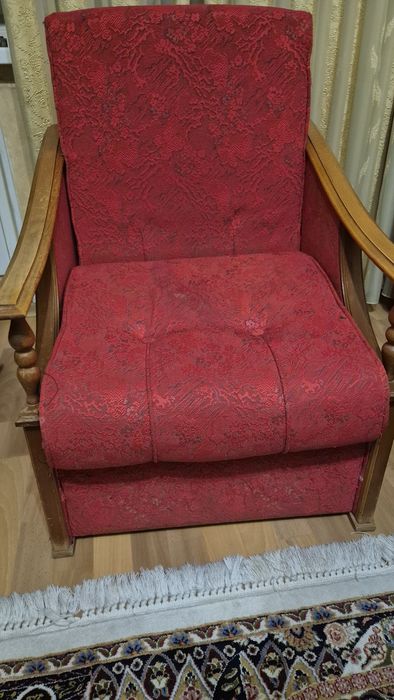 Крісла вживані зі знімними подушками