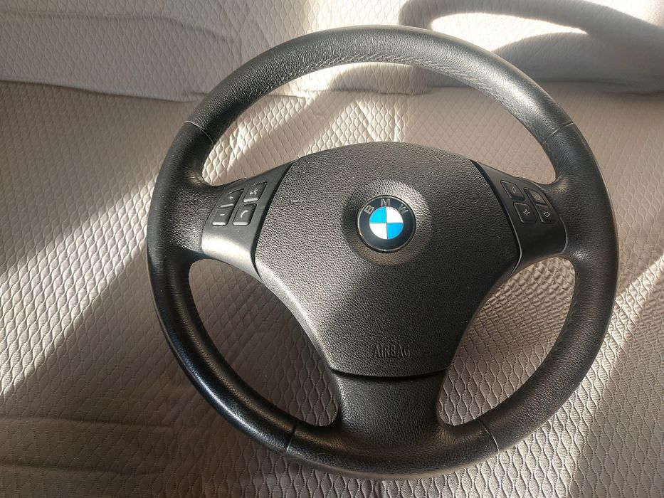 Bmw е90,е91,е92,е93 m руль