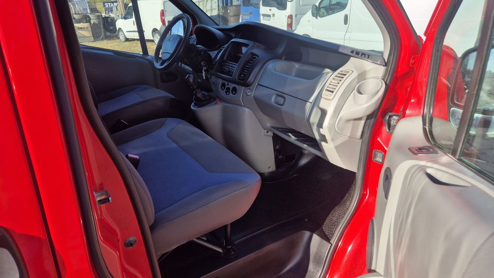 Renault Trafic 2.0DCI 2011r org przebieg