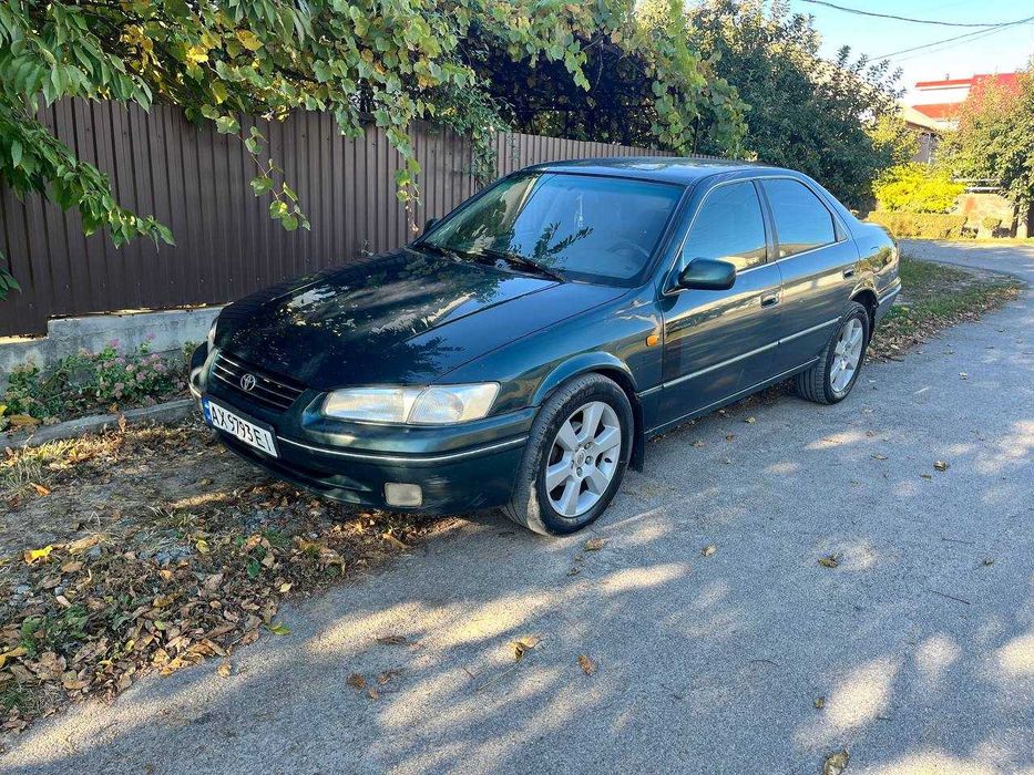 Toyota camry 20 3.0 газ-бензин
