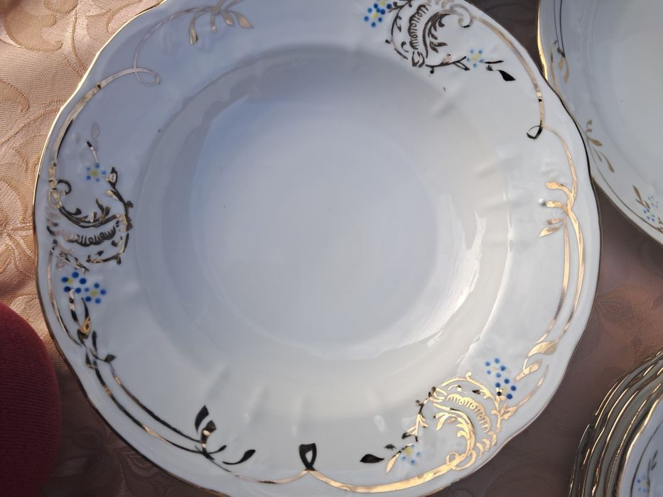 Сервіз столовий на 6 персон з позолотою"Незабудка"