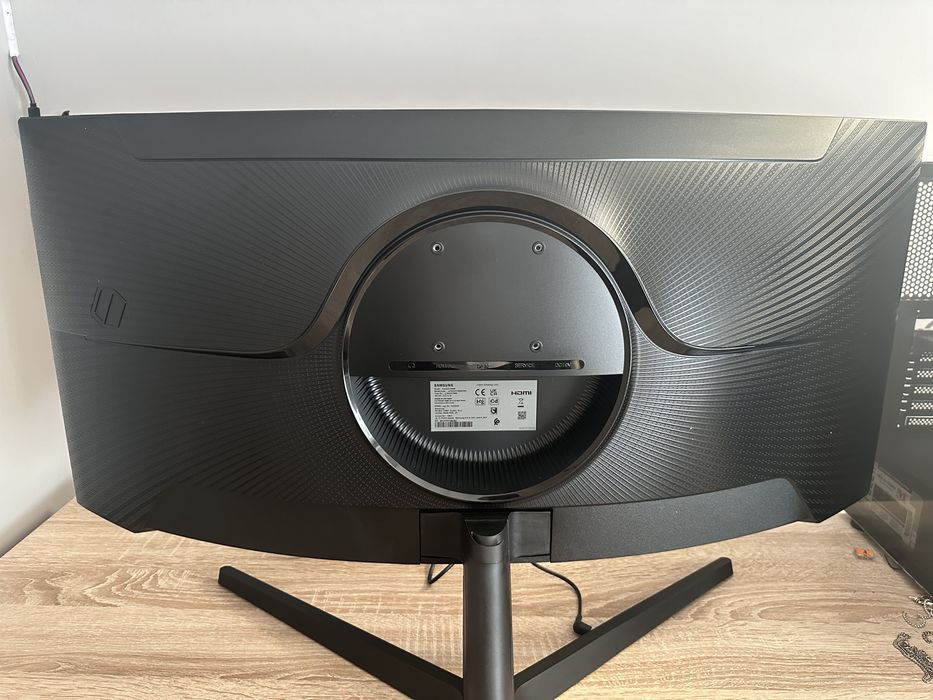 Monitor samsung odyssey g5 34’’ 165Hz