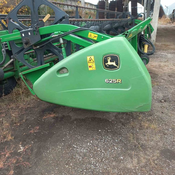 Продам жатку JD 625R