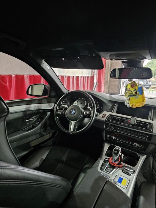 Машина BMW F11 , 3.0 дизель