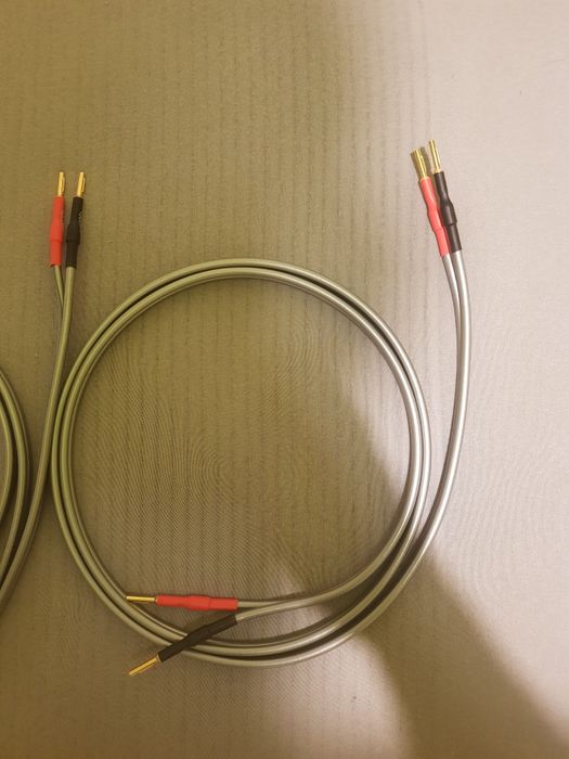 Przewody kable głośników Qed Xt40i  Reference 2x4mm2,   2x2 metry .