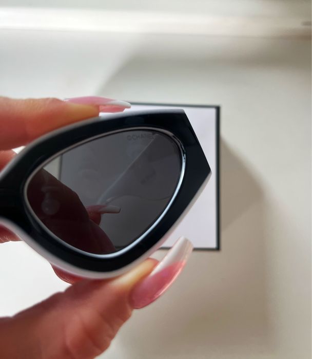 Okulary premium przeciwsłoneczne czarne biale