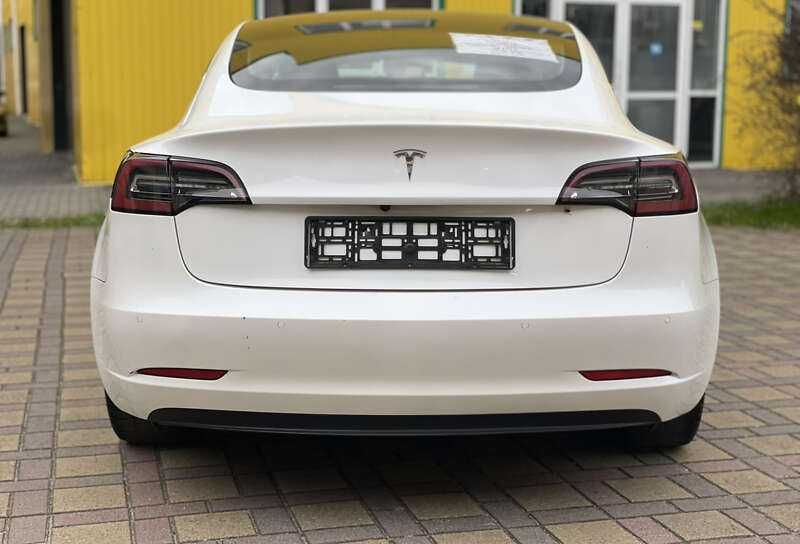 Tesla model 3 Long Range dual motor 2021