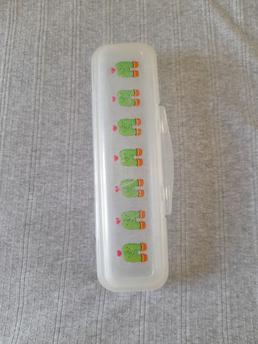 Narrow Plastic Box64738632758657122