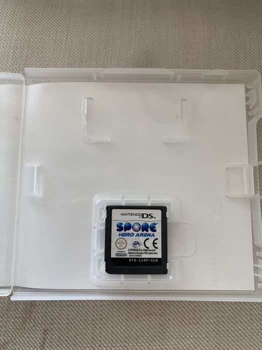 Jogo original Nintendo DS SPORE Hero Arena
