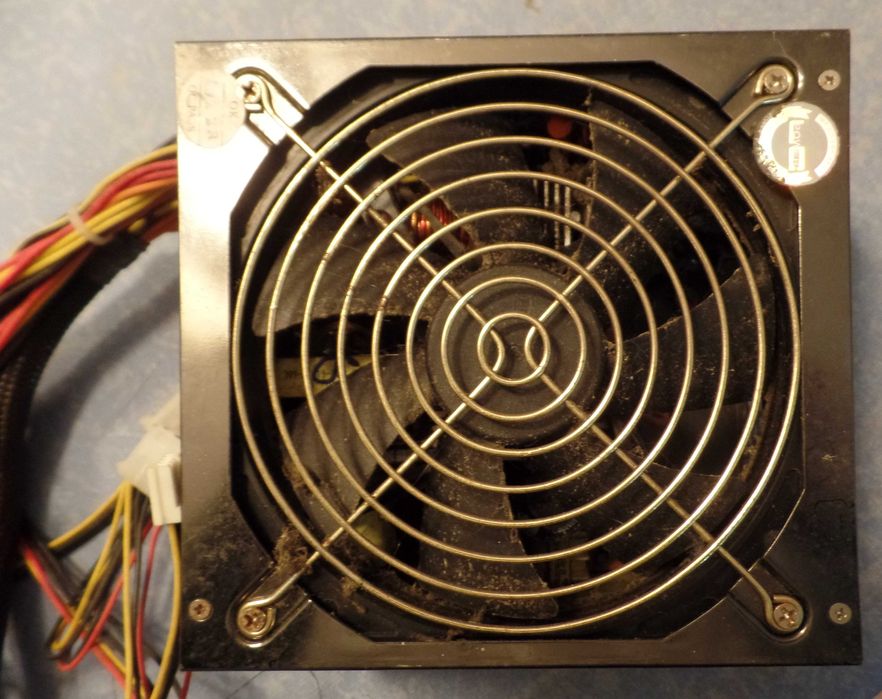 2 Fontes de PC lc6550G lc6600 (74/893)