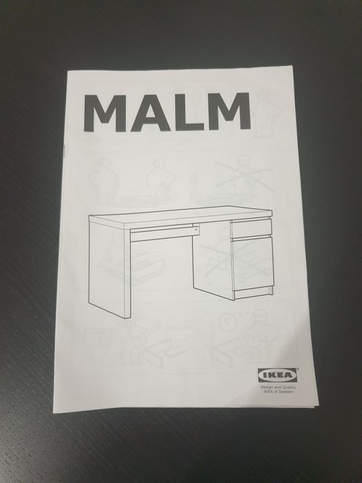 Secretária MALM (IKEA) cor preta