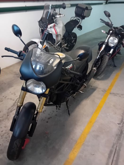 Ducati Monster 620 IE Dark