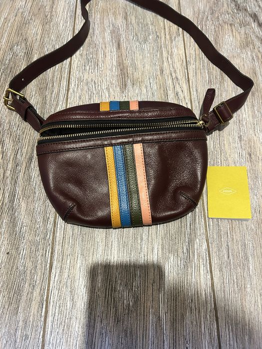 Продам бананку Fossil