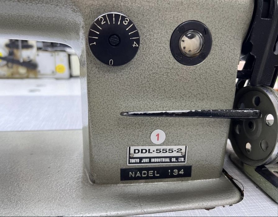Професійна швейна машина Juki ddl 555-2. Виробник: Японія!