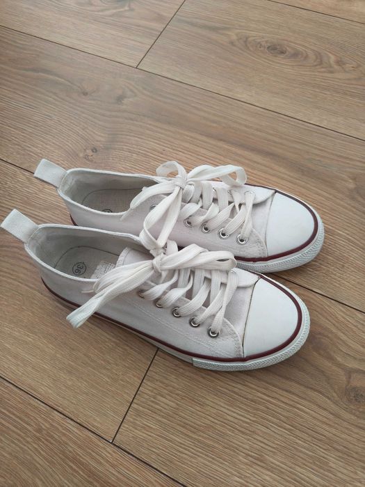 Klasyczne białe trampki / tenisówki rozm. 36