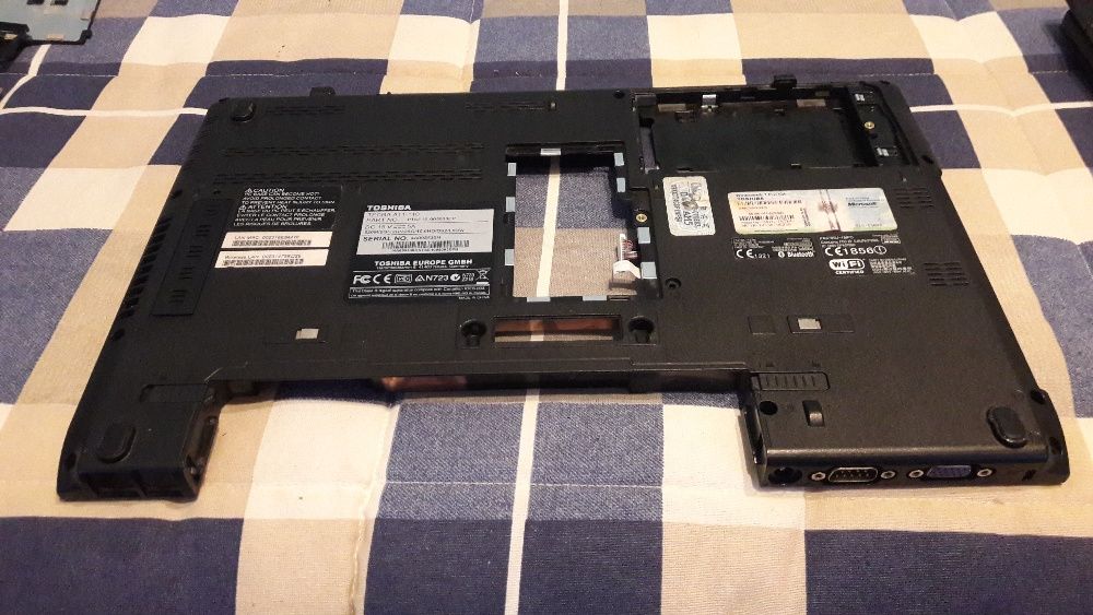 Toshiba Tecra A11-110- Peças64409184746497122
